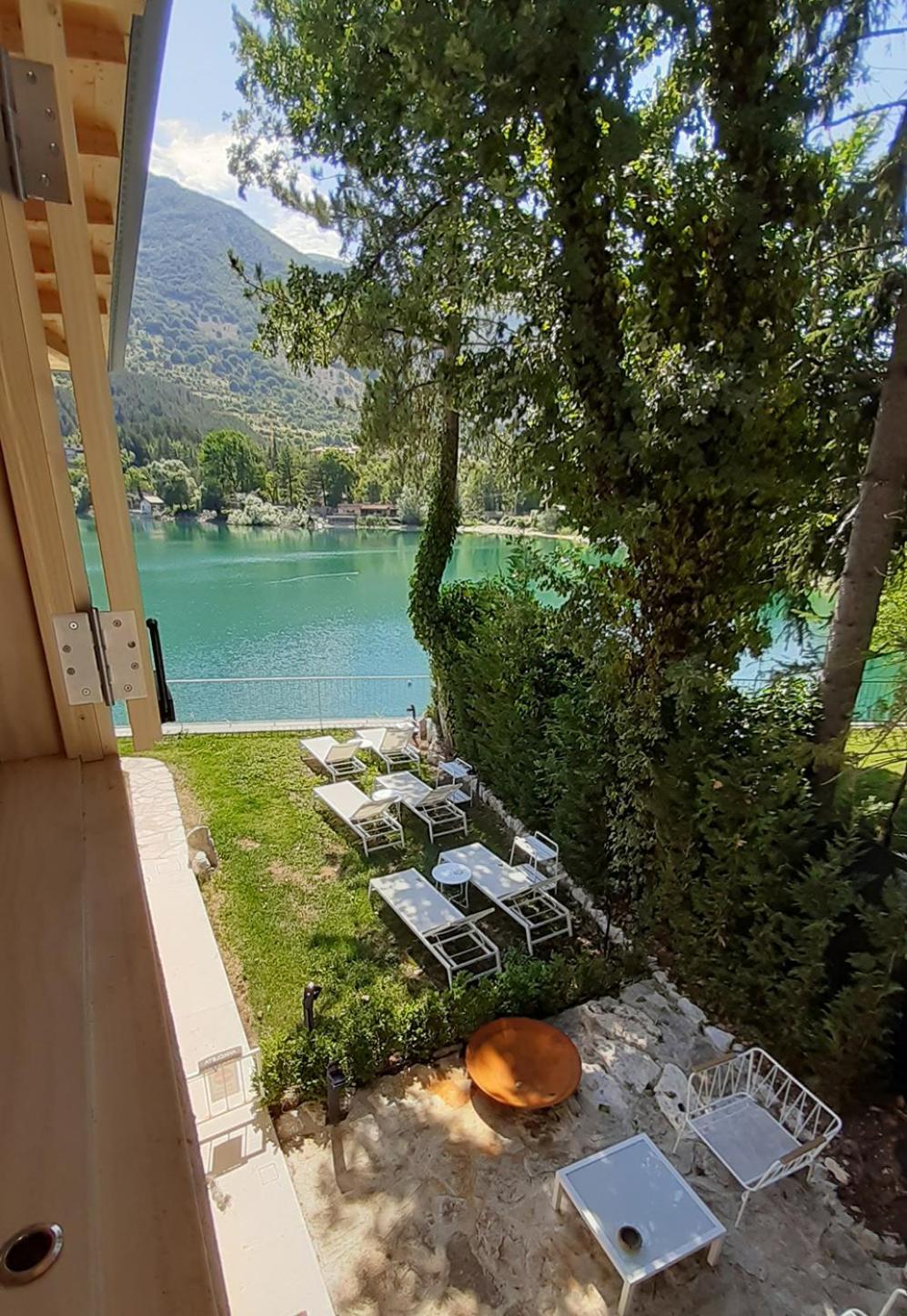 La Presentosa Sul Lago Villalago 외부 사진